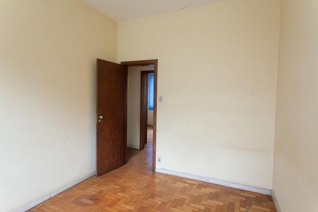 Casa à venda com 280m², 4 quartos e 2 vagas Casa à venda com 280m², 4 quartos e 2 vagasQuarto 2