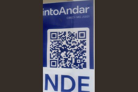 Casa à venda com 280m², 4 quartos e 2 vagas Casa à venda com 280m², 4 quartos e 2 vagasPlaquinha