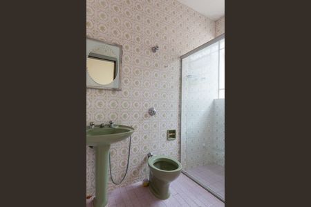 Casa à venda com 280m², 4 quartos e 2 vagas Casa à venda com 280m², 4 quartos e 2 vagasBanheiro Social 2