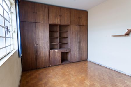 Casa à venda com 280m², 4 quartos e 2 vagas Casa à venda com 280m², 4 quartos e 2 vagasQuarto 4