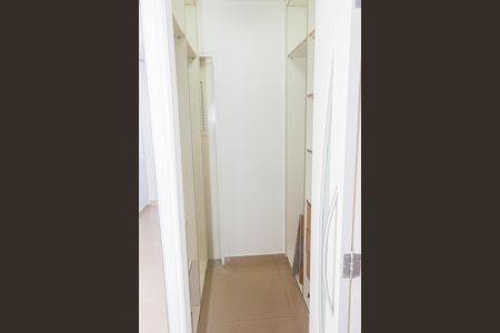 Apartamento à venda com 69m², 2 quartos e 1 vagaCloset do quarto 2