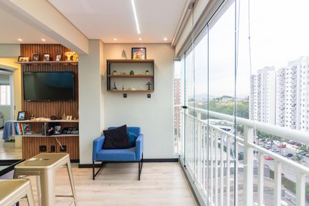 Sacada de apartamento à venda com 2 quartos, 50m² em Jardim Roberto, Osasco