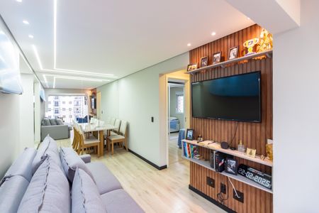 Sala de apartamento à venda com 2 quartos, 50m² em Jardim Roberto, Osasco