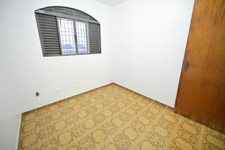 Casa para alugar com 250m², 5 quartos e 6 vagas Casa para alugar com 250m², 5 quartos e 6 vagasQuarto 1