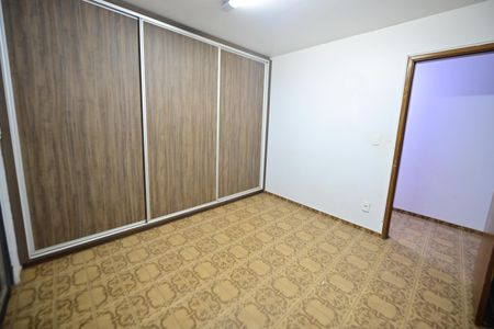 Casa para alugar com 250m², 5 quartos e 6 vagas Casa para alugar com 250m², 5 quartos e 6 vagasQuarto 3