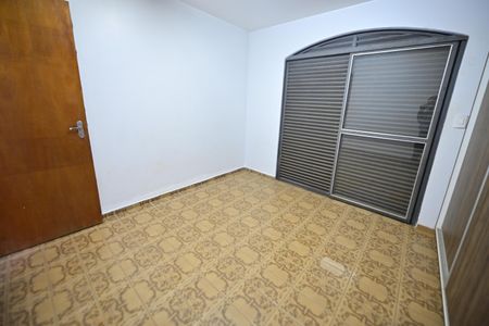 Casa para alugar com 250m², 5 quartos e 6 vagas Casa para alugar com 250m², 5 quartos e 6 vagasQuarto 3