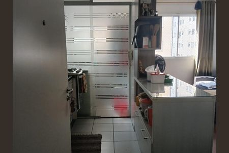 Apartamento à venda com 52m², 2 quartos e 1 vagaCozinha 