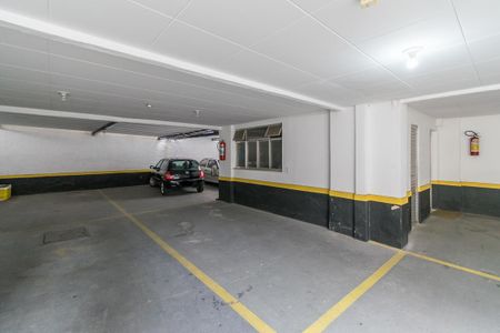 Apartamento à venda com 400m², 5 quartos e 3 vagas Apartamento à venda com 400m², 5 quartos e 3 vagasGaragem