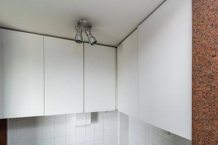 Apartamento à venda com 400m², 5 quartos e 3 vagas Apartamento à venda com 400m², 5 quartos e 3 vagasÁrea de Serviço