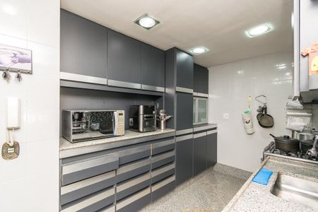 Apartamento à venda com 400m², 5 quartos e 3 vagas Apartamento à venda com 400m², 5 quartos e 3 vagasCozinha