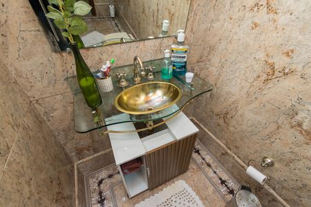 Apartamento à venda com 400m², 5 quartos e 3 vagas Apartamento à venda com 400m², 5 quartos e 3 vagasLavabo