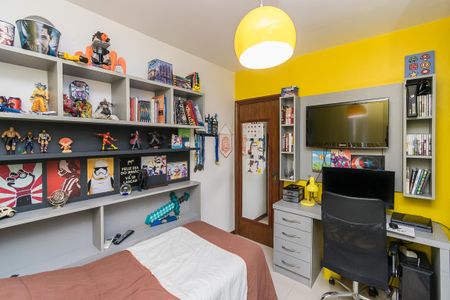 Apartamento à venda com 400m², 5 quartos e 3 vagas Apartamento à venda com 400m², 5 quartos e 3 vagasQuarto 2