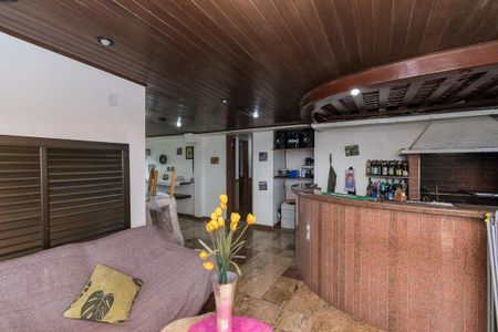 Apartamento à venda com 400m², 5 quartos e 3 vagas Apartamento à venda com 400m², 5 quartos e 3 vagasÁrea Gourmet