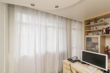 Apartamento à venda com 400m², 5 quartos e 3 vagas Apartamento à venda com 400m², 5 quartos e 3 vagasQuarto 3