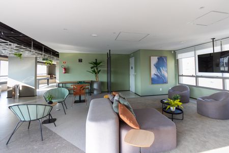 Studio à venda com 27m², 1 quarto e sem vaga Studio à venda com 27m², 1 quarto e sem vagaLounge