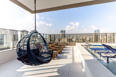 Studio à venda com 27m², 1 quarto e sem vaga Studio à venda com 27m², 1 quarto e sem vagaPsicina