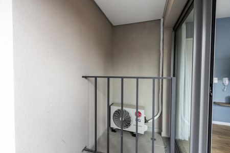 Studio à venda com 27m², 1 quarto e sem vaga Studio à venda com 27m², 1 quarto e sem vagaVaranda