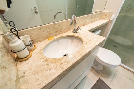 Apartamento à venda com 70m², 2 quartos e 2 vagasBanheiro Social