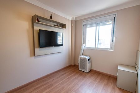 Apartamento à venda com 70m², 2 quartos e 2 vagasSuíte