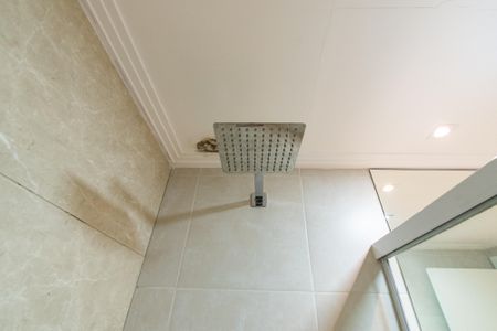 Apartamento à venda com 70m², 2 quartos e 2 vagasBanheiro da suíte