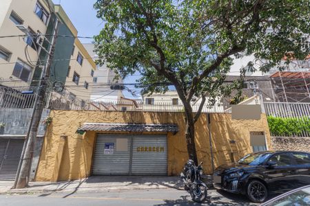 Casa à venda com 408m², 7 quartos e 2 vagasFachada