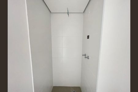 Apartamento à venda com 59m², 2 quartos e 1 vaga Apartamento à venda com 59m², 2 quartos e 1 vagaBanheiro da Suíte