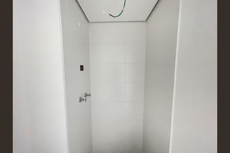 Apartamento à venda com 59m², 2 quartos e 1 vaga Apartamento à venda com 59m², 2 quartos e 1 vagaBanheiro Social