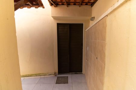 Casa à venda com 73m², 1 quarto e 1 vagaÁrea de Serviço