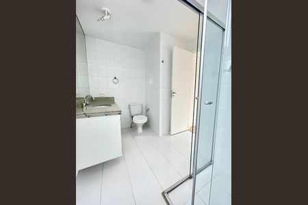 Apartamento para alugar com 227m², 3 quartos e 3 vagasBanheiro