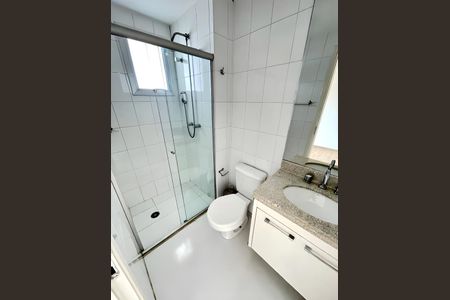 Apartamento para alugar com 227m², 3 quartos e 3 vagasBanheiro