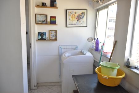 Apartamento à venda com 44m², 1 quarto e sem vagaÁrea de Serviço