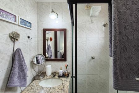 Apartamento à venda com 107m², 3 quartos e 2 vagasBanheiro da Suíte 1