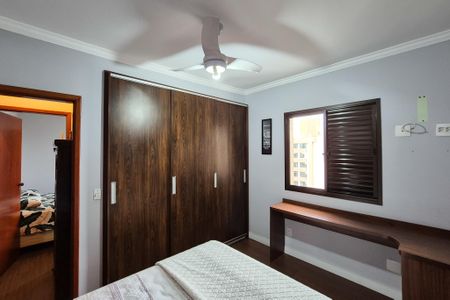 Apartamento à venda com 107m², 3 quartos e 2 vagasSuíte 2