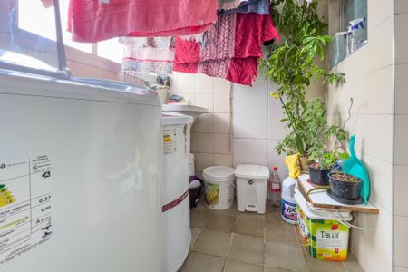 Apartamento à venda com 72m², 3 quartos e 1 vagaÁrea de Serviço