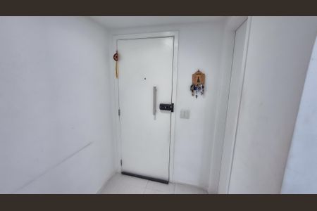 Apartamento à venda com 79m², 3 quartos e sem vagaEntrada 