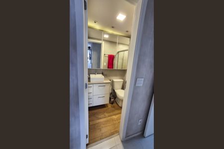 Apartamento à venda com 79m², 3 quartos e sem vagaBanheiro da Suíte