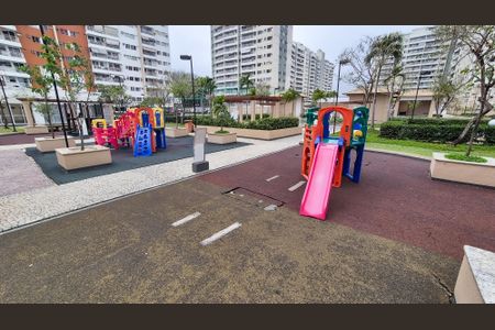 Apartamento à venda com 79m², 3 quartos e sem vagaÁrea comum