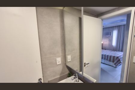 Apartamento à venda com 79m², 3 quartos e sem vagaBanheiro da Suíte