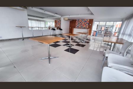 Apartamento à venda com 79m², 3 quartos e sem vagaÁrea comum