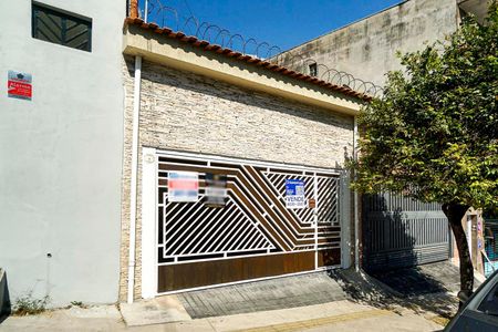 Casa à venda com 98m², 2 quartos e 2 vagasFachada