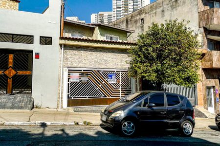 Casa à venda com 98m², 2 quartos e 2 vagasFachada