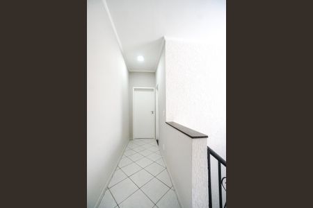 Casa à venda com 98m², 2 quartos e 2 vagasCorredor