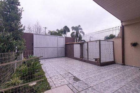 Casa para alugar com 320m², 4 quartos e 4 vagas Casa para alugar com 320m², 4 quartos e 4 vagasÁrea externa