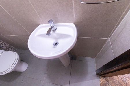 Casa para alugar com 320m², 4 quartos e 4 vagas Casa para alugar com 320m², 4 quartos e 4 vagasLavabo