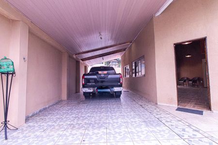 Casa para alugar com 320m², 4 quartos e 4 vagas Casa para alugar com 320m², 4 quartos e 4 vagasGaragem