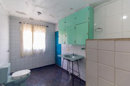 Casa para alugar com 160m², 2 quartos e 2 vagasBanheiro