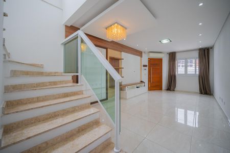 Sala de casa à venda com 3 quartos, 250m² em Pestana, Osasco