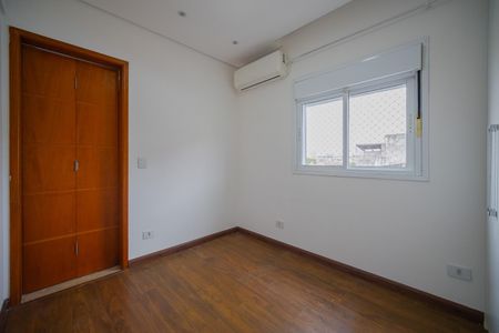 Casa à venda com 250m², 3 quartos e 5 vagas Casa à venda com 250m², 3 quartos e 5 vagasQuarto 2