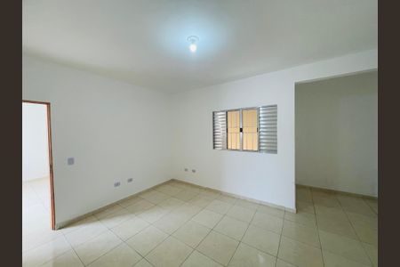 Quarto de kitnet/studio para alugar com 1 quarto, 50m² em Vila Ayrosa, Guarulhos