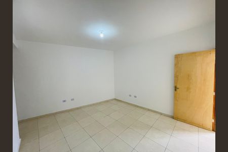 Quarto de kitnet/studio para alugar com 1 quarto, 50m² em Vila Ayrosa, Guarulhos